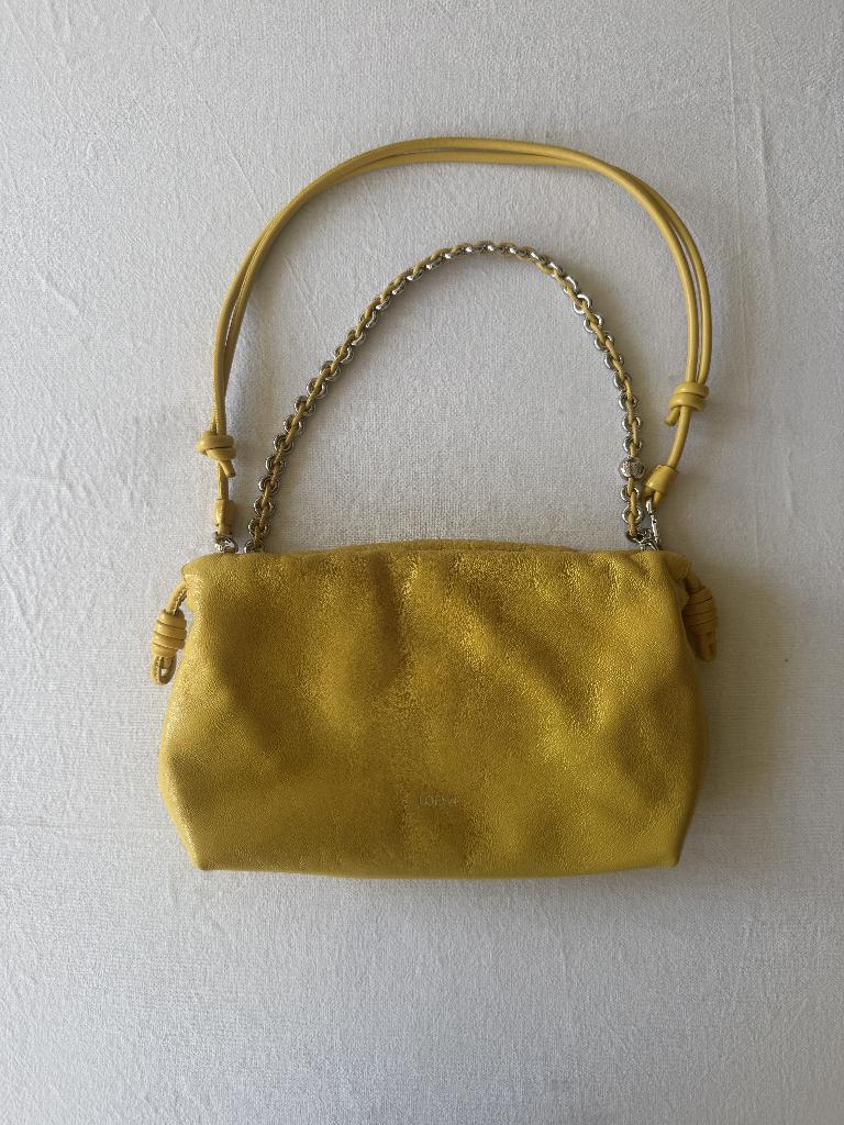 LOEWE Flamenco Medium Yellow lamb leather - prijs verlaagd, Sieraden, Tassen en Uiterlijk, Tassen | Damestassen, Zo goed als nieuw