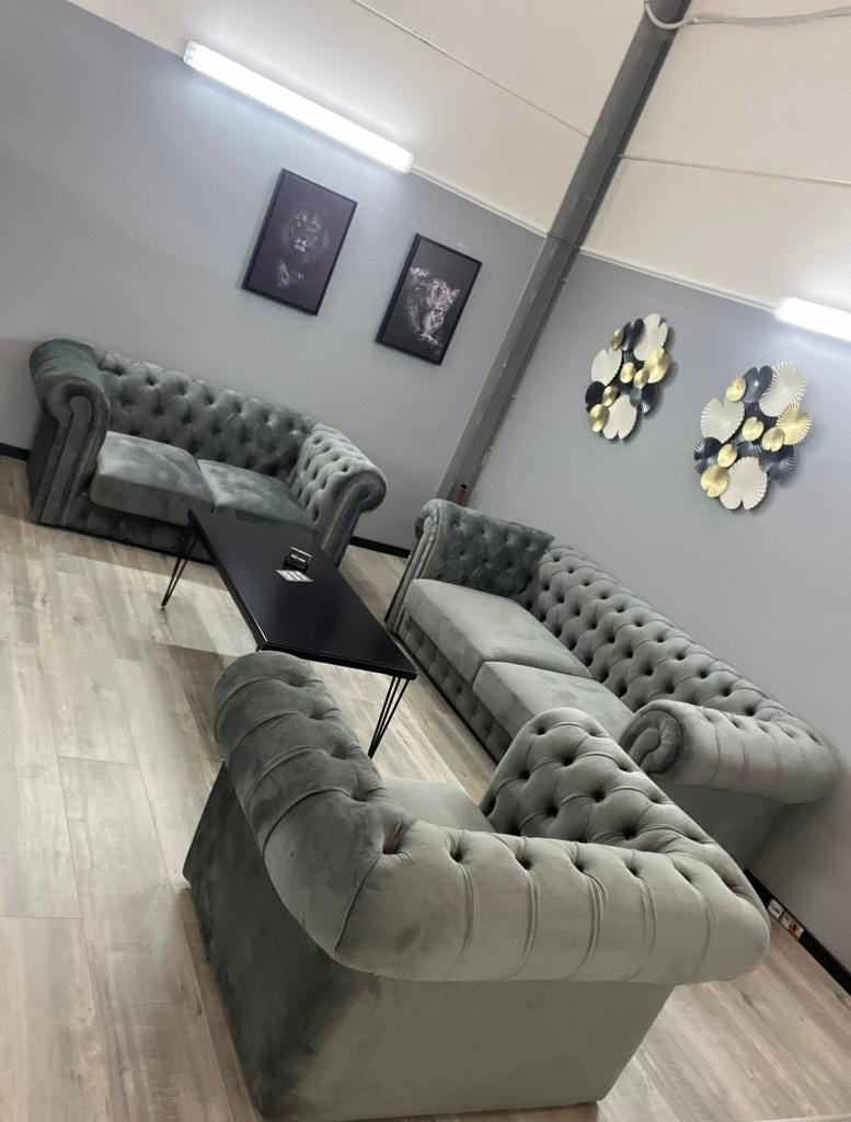 Chesterfield Bankstel 3+2+1 - Tijdloze Elegantie Nieuw!!, Huis en Inrichting, Banken | Bankstellen, Ophalen, Gebruikt, 300 cm of meer