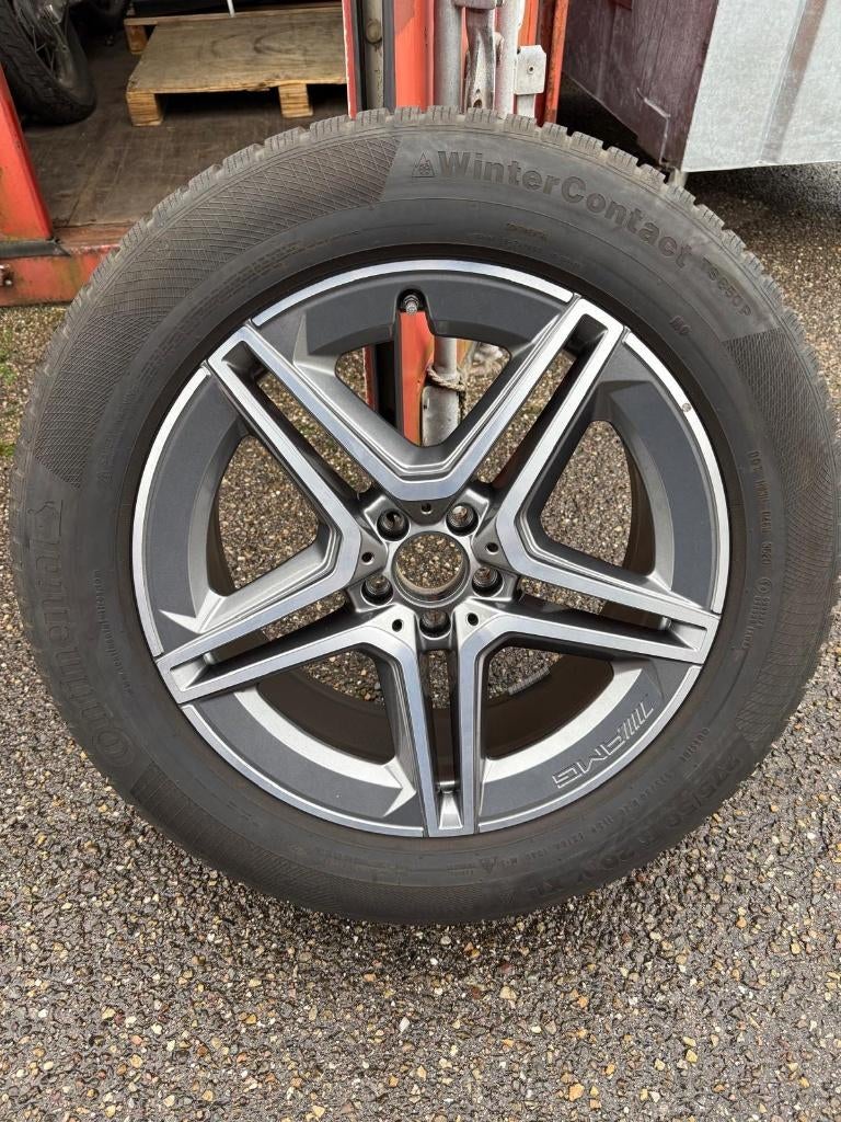 Orgineel Mercedes AMG winterbandenset, Ophalen, Gebruikt, 275 mm, Winterbanden