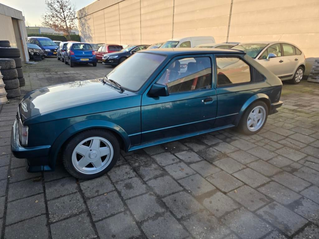 Opel Kadett 1.8e, foto 2