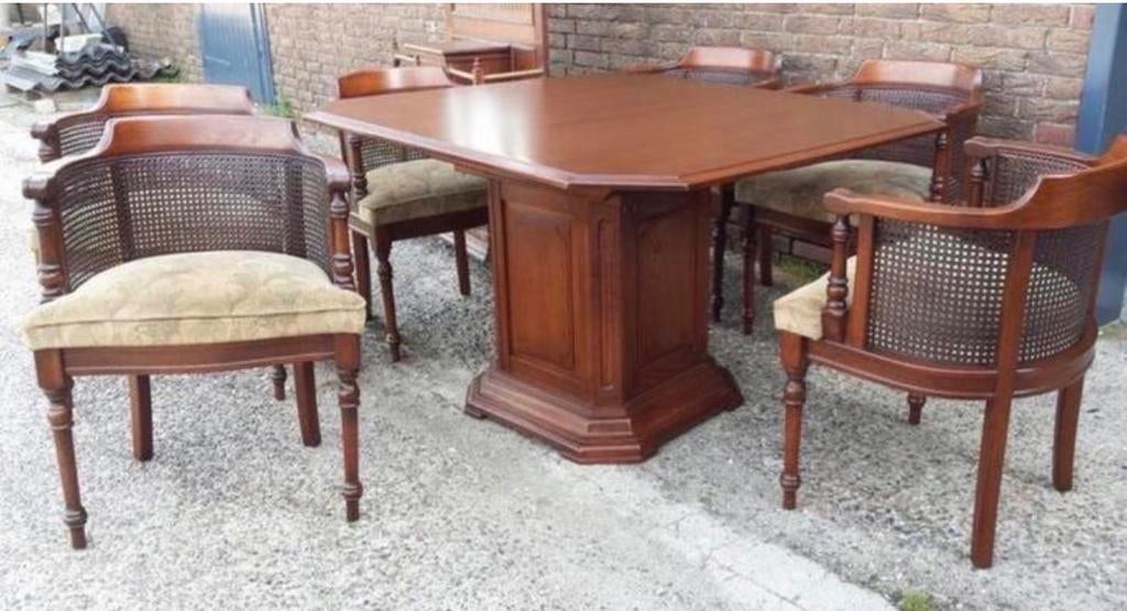 Klassieke kersenhouten eetkamertafel met stoelen, Ophalen