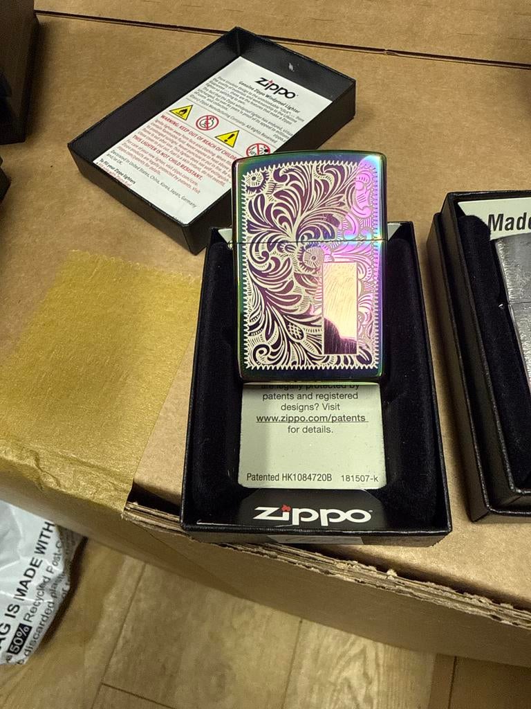 Zippo Aansteker - Nieuw in doos speciaal, Ophalen of Verzenden, Nieuw, Aansteker