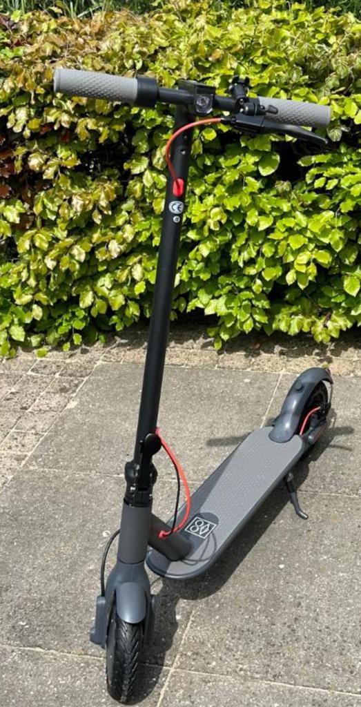Elektrische step 31kmpu actieradius 35km, Fietsen en Brommers, Steps, Ophalen of Verzenden, Nieuw, Elektrische step (E-scooter)