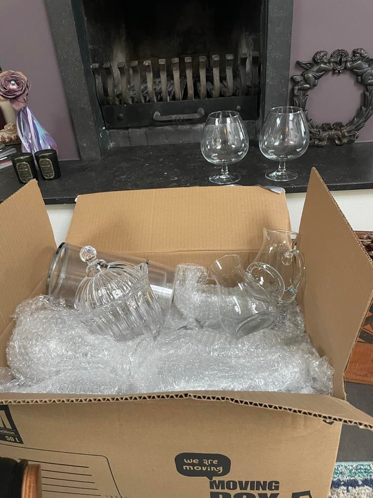 Diverse glaswerk: wijnglazen, champagneglazen, karaffen, Antiek en Kunst, Antiek | Glas en Kristal, Ophalen of Verzenden