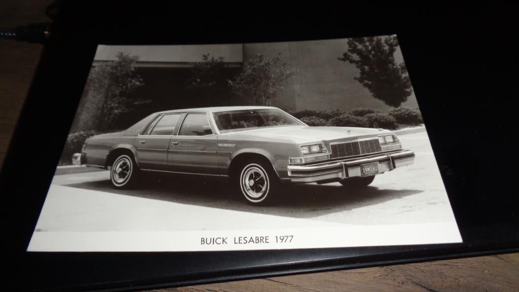 USA Persfoto BUICK LESABRE  1977, Verzenden, Nieuw, Overige merken