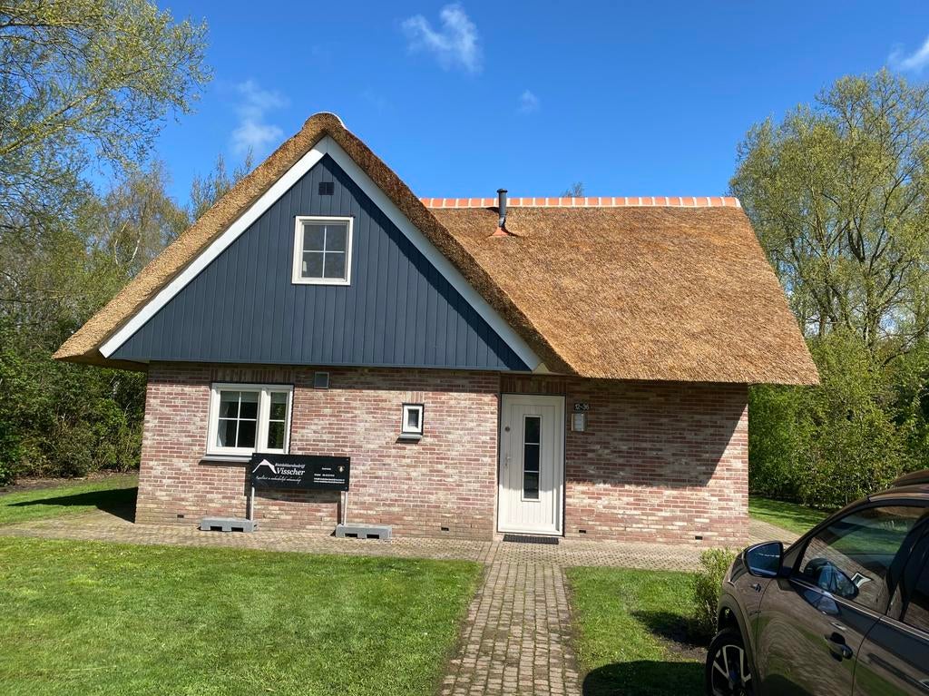 Te koop luxe vakantiewoning  eigen grond, Overijssel, 4 of meer slaapkamers, In bos, Wasmachine, Eigenaar