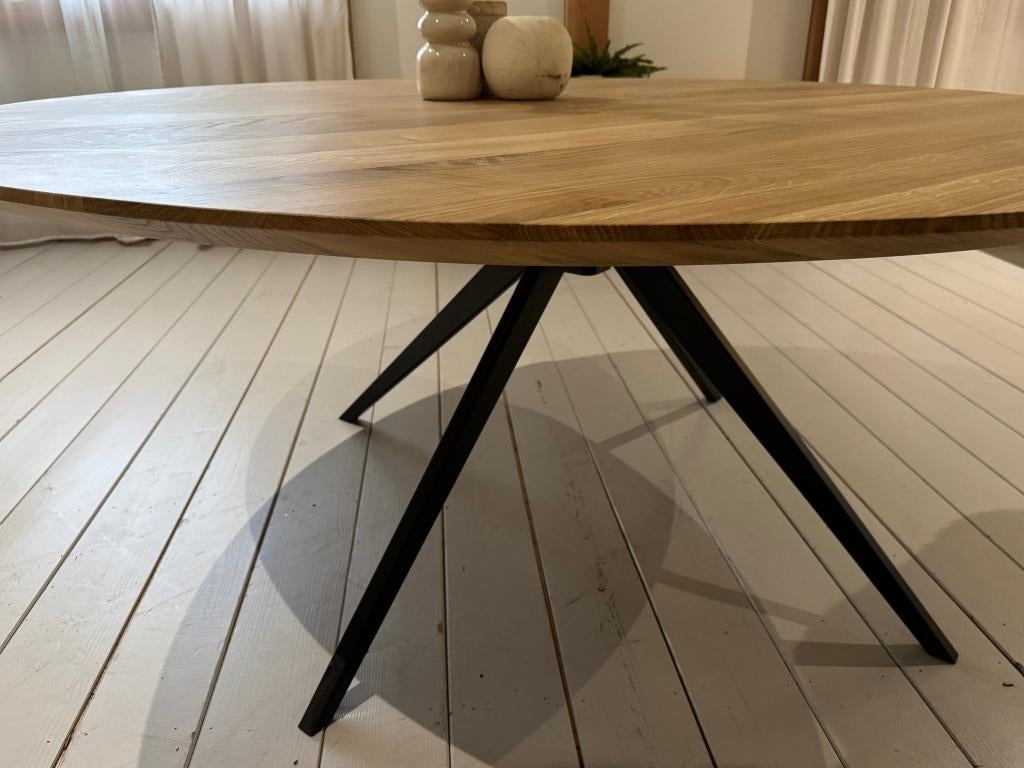 € 1.995,- joET - RONDE eiken Tafel met Zwitserse rand, Ophalen, 100 tot 150 cm, Klassiek, 150 tot 200 cm