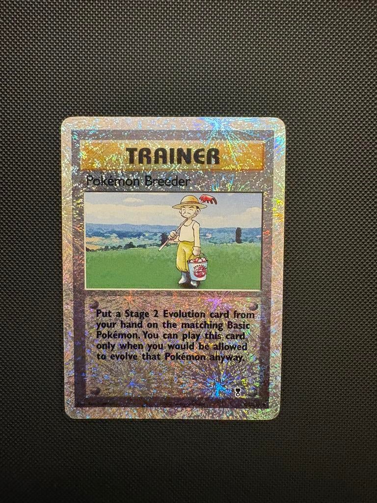 Pokemon breeder reverse holo 102/110 pokemon legendary set, Ophalen of Verzenden, Zo goed als nieuw