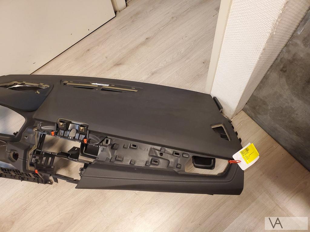 BMW 2 serie tourer F45 F46 2013 - 2020 dashboard met airbag, Gebruikt, -, -, Ophalen of Verzenden