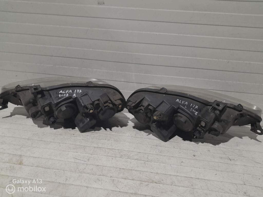 Koplamp Alfa Romeo 147, Gebruikt, Ophalen of Verzenden