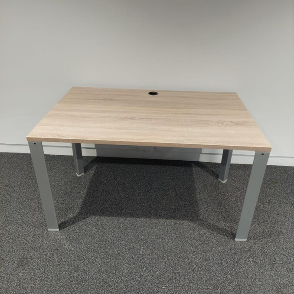 Ahrend bureau met slinger en kabelgoot 120x80xH62-82cm,146st, Huis en Inrichting, Bureaus, Ophalen of Verzenden, In hoogte verstelbaar