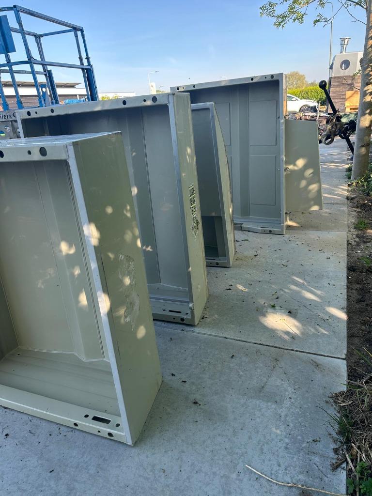 Foto 8 van Visboot muliti functionele bootje met 10PK 2takt motor