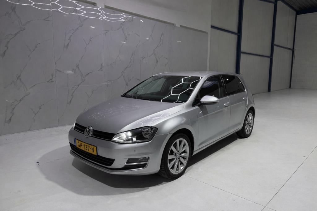 Volkswagen Golf 1.2 TSI | Highline | 5D | Zilver/Grijs | NAP, Auto's, Volkswagen, Voorwielaandrijving, Euro 5, Zwart, 4 cilinders