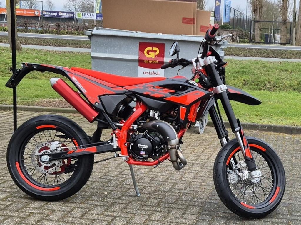 BETA RR 50 Supermoto TRACK (Nieuw), Motoren, Bedrijf, 49 cc, BETA