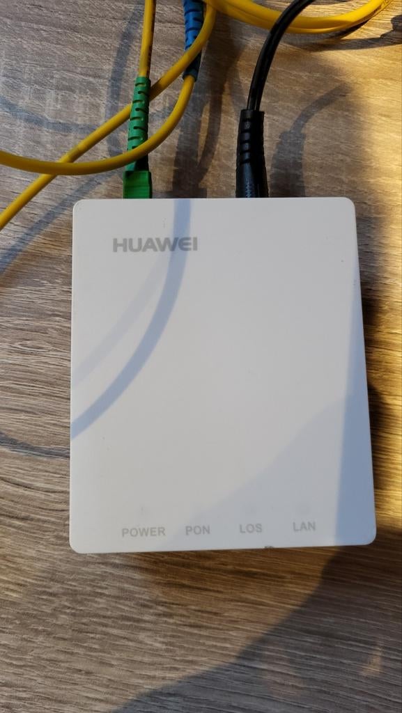 Titel
Huawei OptiXstar HG8010Hv6 GPON ONT / Glasvezelmodem, Ophalen of Verzenden