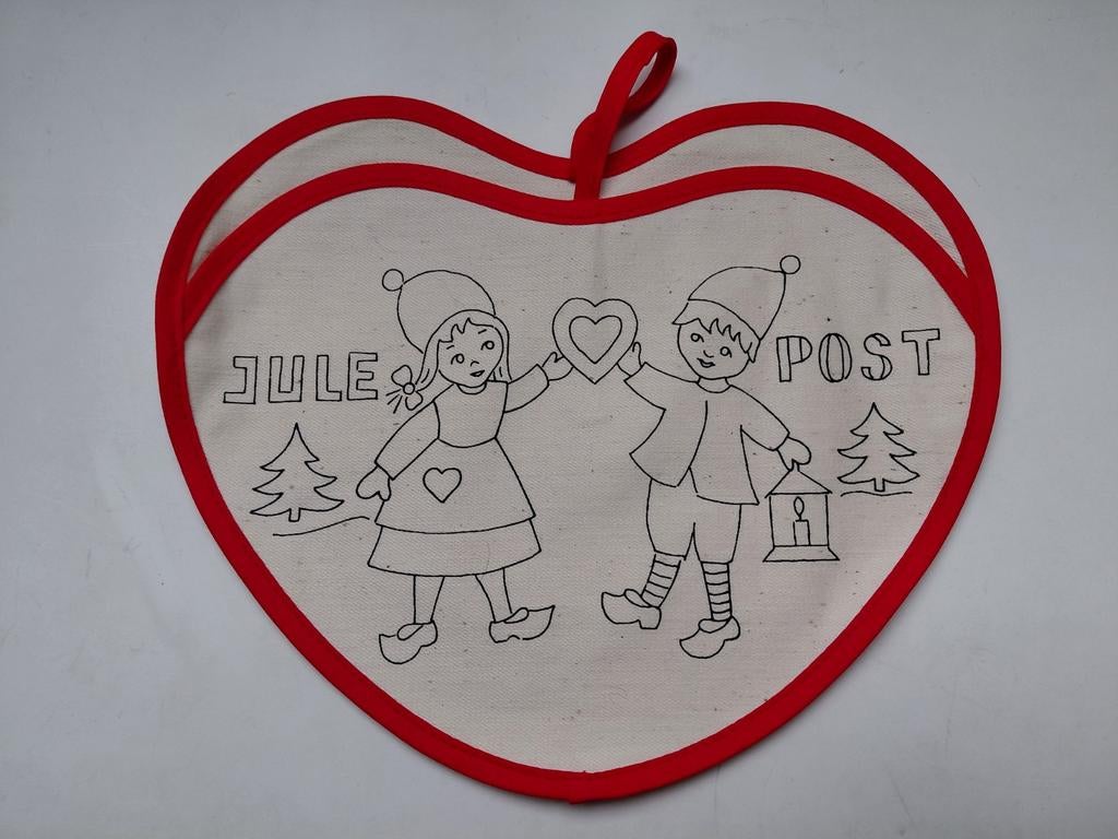 Hartvormige Kerstkaartenhouder - Jule Post, Hobby en Vrije tijd, Borduren en Borduurmachines, Verzenden, Nieuw