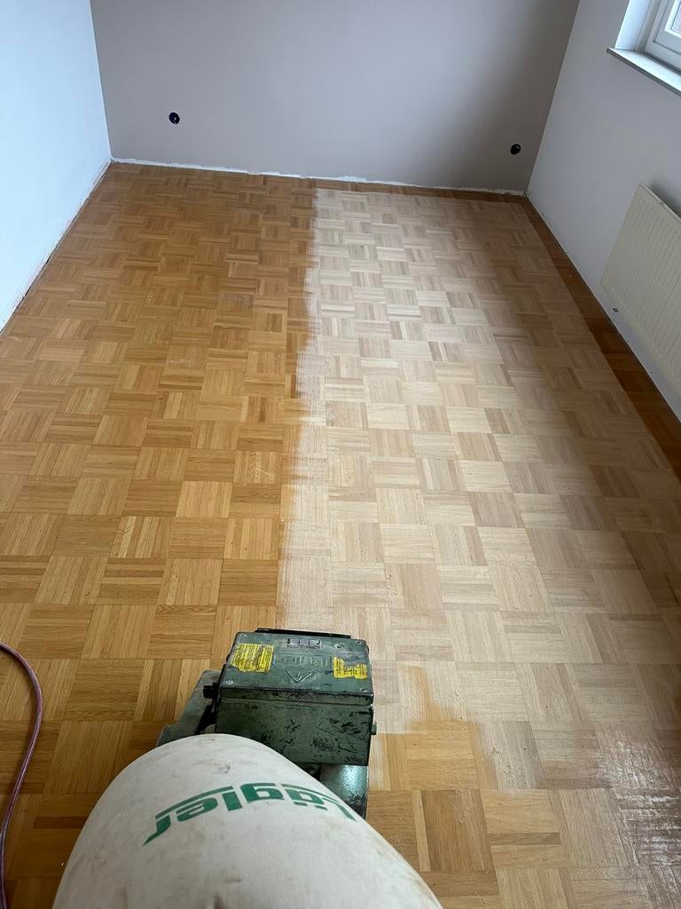 Uw houten vloer stofarm schuren nu voor 16,95 m2, Diensten en Vakmensen, Garantie, Houten vloeren
