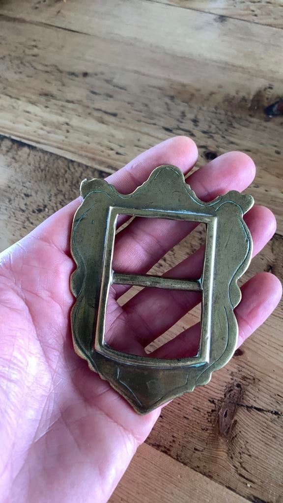 Bodemvondst grote gesp 9cm koper, Ophalen of Verzenden