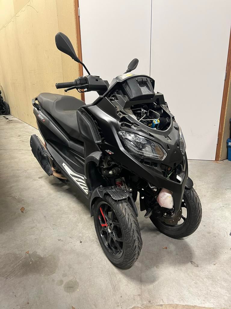 Piaggio MP3 400 RST - met schade, Motoren, Motoren | Piaggio, Scooter, Particulier, 1 cilinder