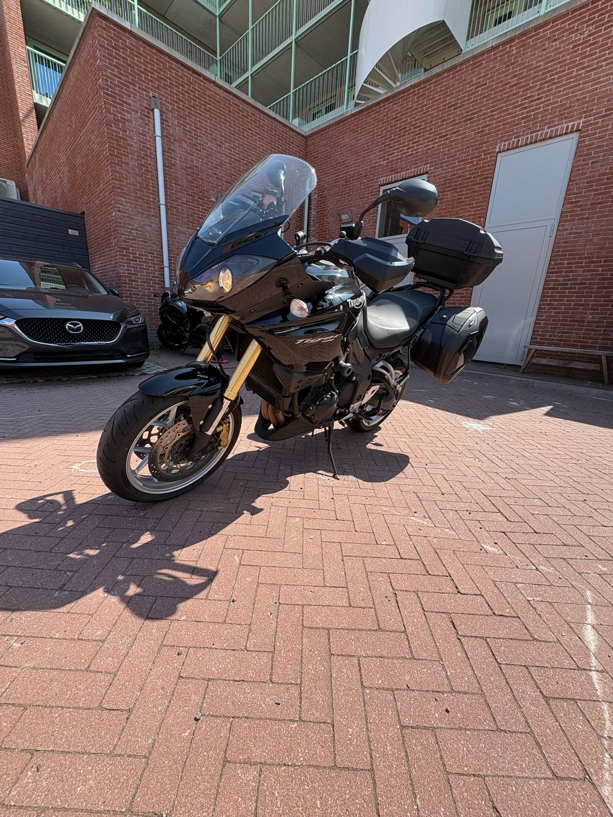 Triumph Tiger 1050 (2007) zwart, met ABS en kofferset, Motoren, Motorrijbewijs A, Gebruikt, 3 cilinders, Particulier