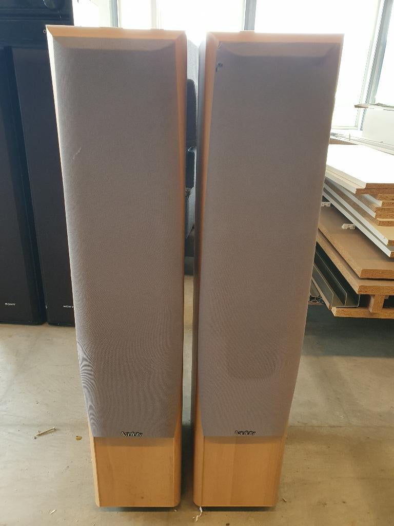 Infinity speakers 250 W, Zo goed als nieuw, 120 watt of meer, Front, Rear of Stereo speakers, Ophalen