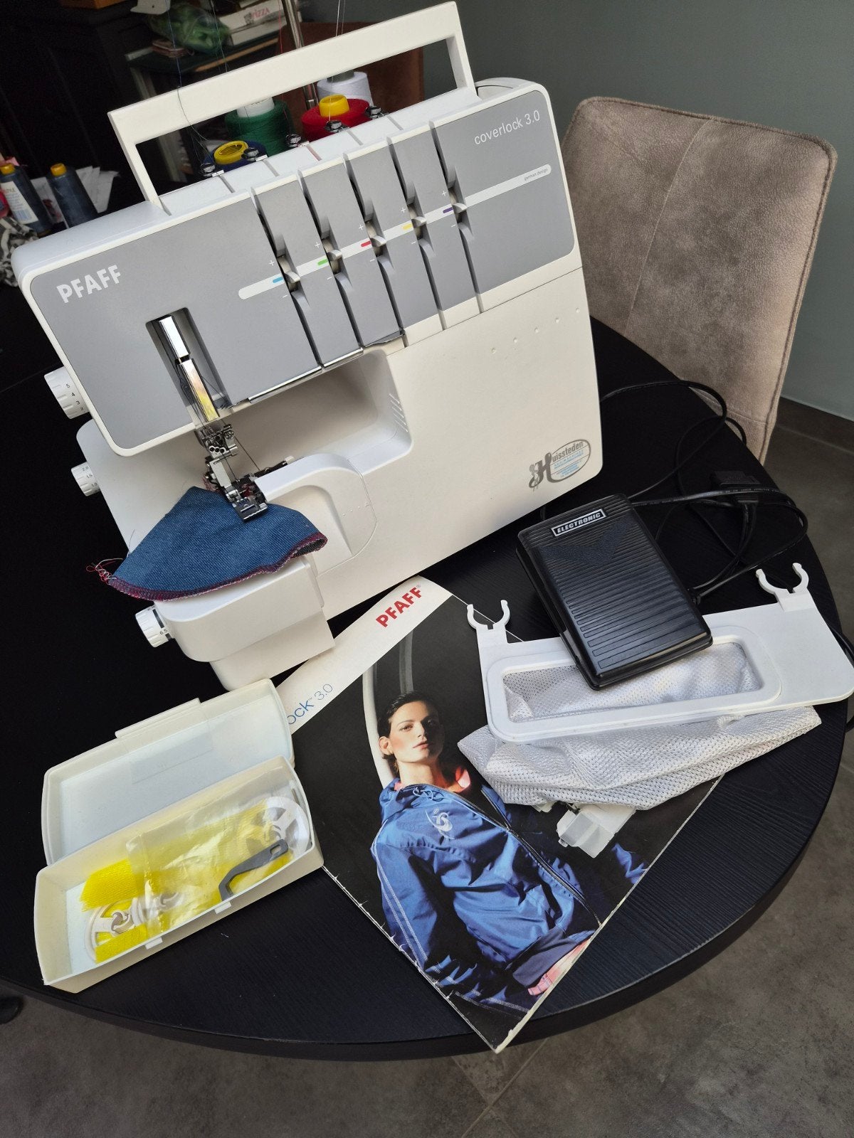 Pfaff Coverlock 3.0 Lockmachine - Zo goed als nieuw, Ophalen, Zo goed als nieuw, Lockmachine, Pfaff