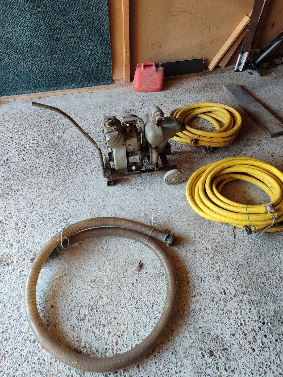 Bernard Motoren Benzine Waterpomp Type 18 A met Slangen, Ophalen