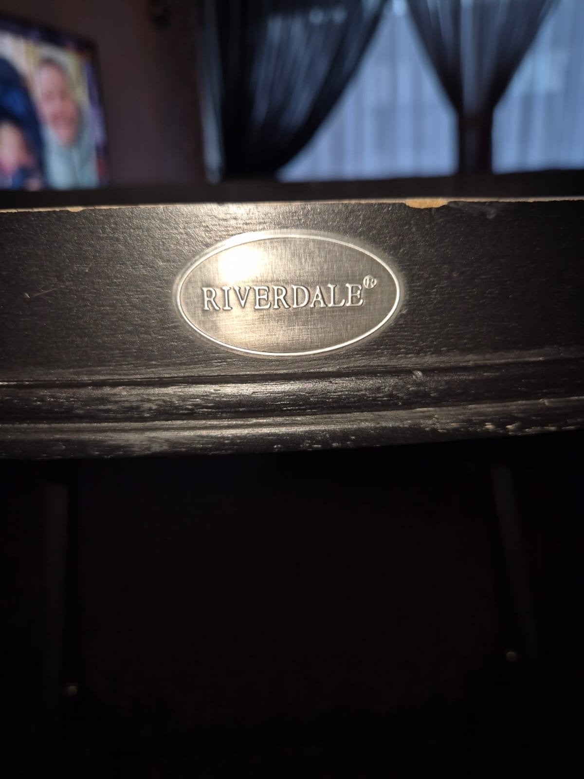 Riverdale Dienbladtafel - Zwart Ovaal, Gebruikt, 75 cm of meer, Ovaal, Hout