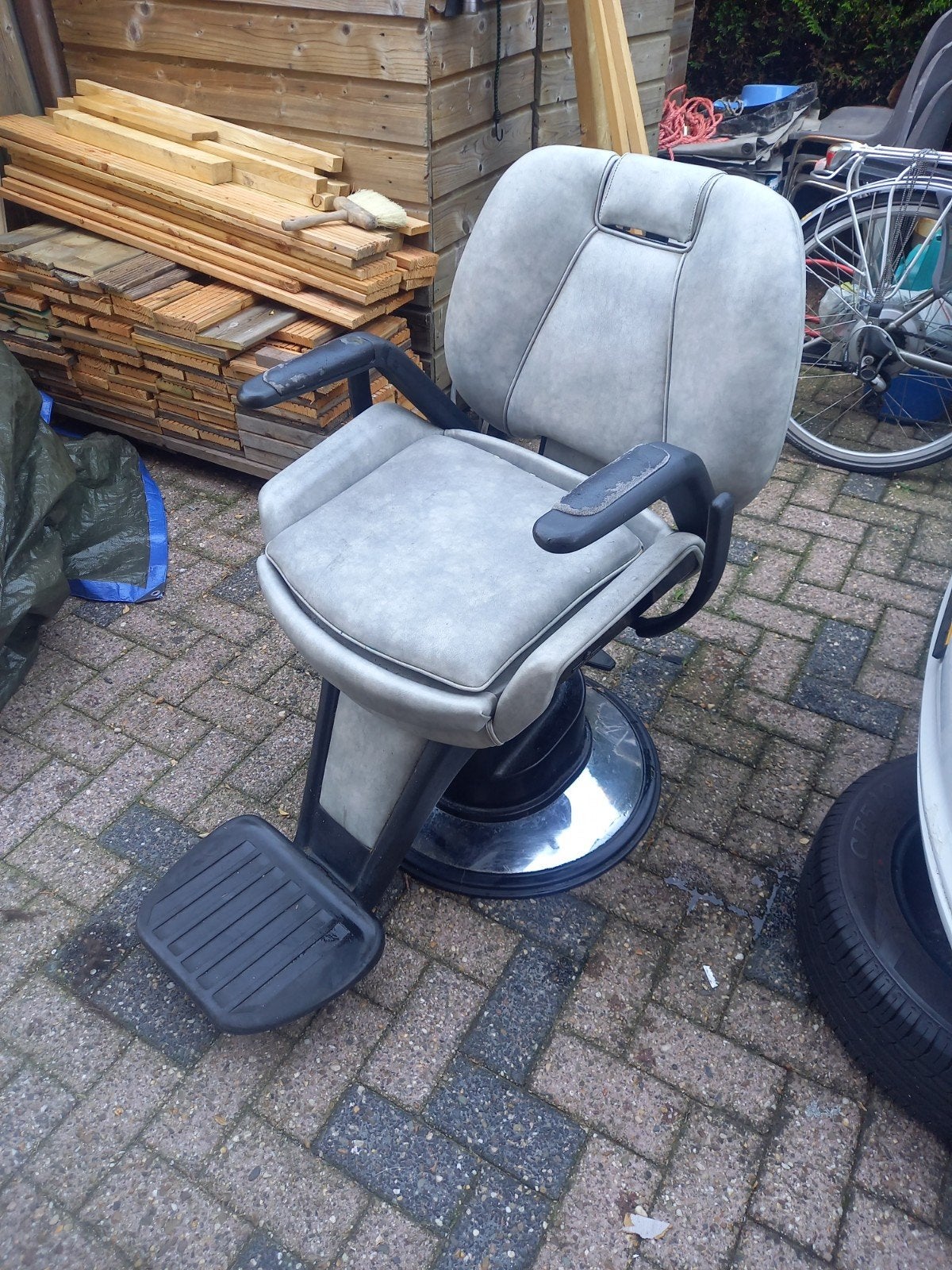 Kapperstoel, Ophalen, Gebruikt