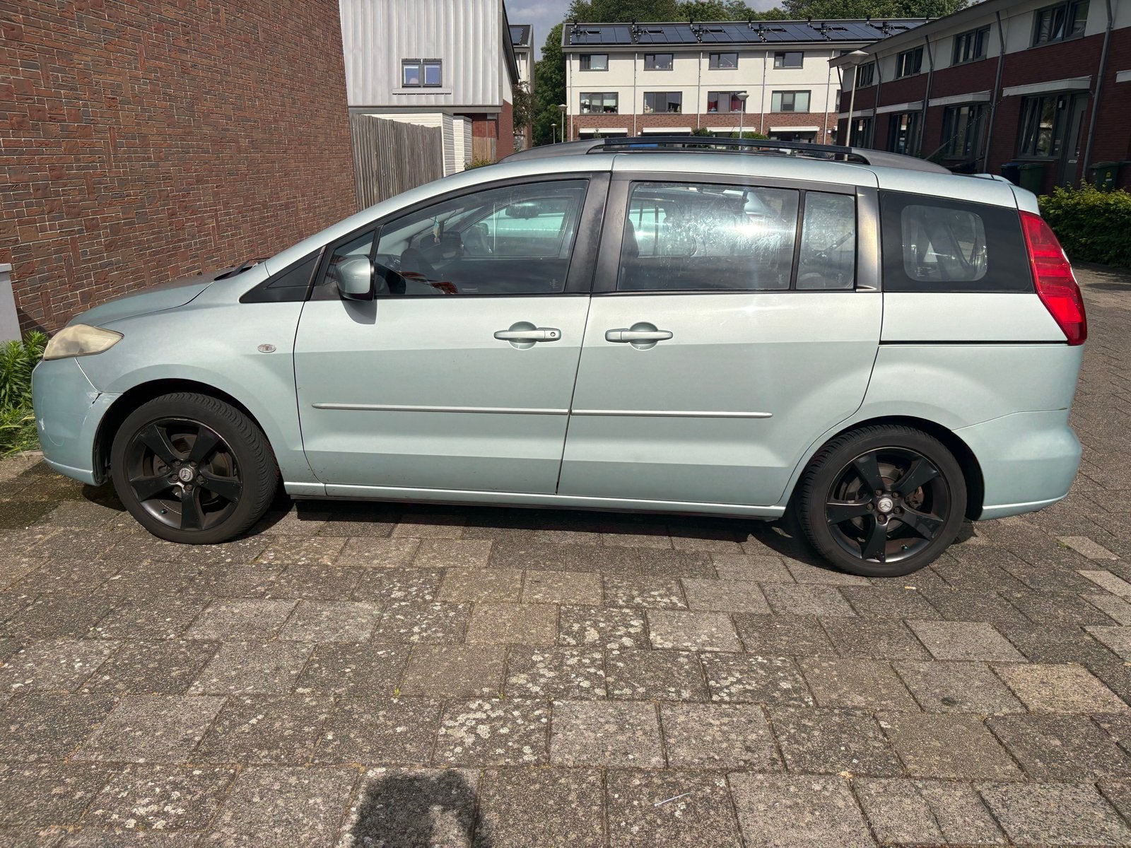 Mazda 5 2.0 2007 Grijs, Voorwielaandrijving, 145 pk, 4 cilinders, 7 stoelen