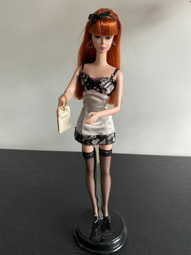 Lingerie barbie nr 6 - The Lingerie Barbie # 6 Doll redhead, Verzamelen, Verzenden, Zo goed als nieuw, Pop