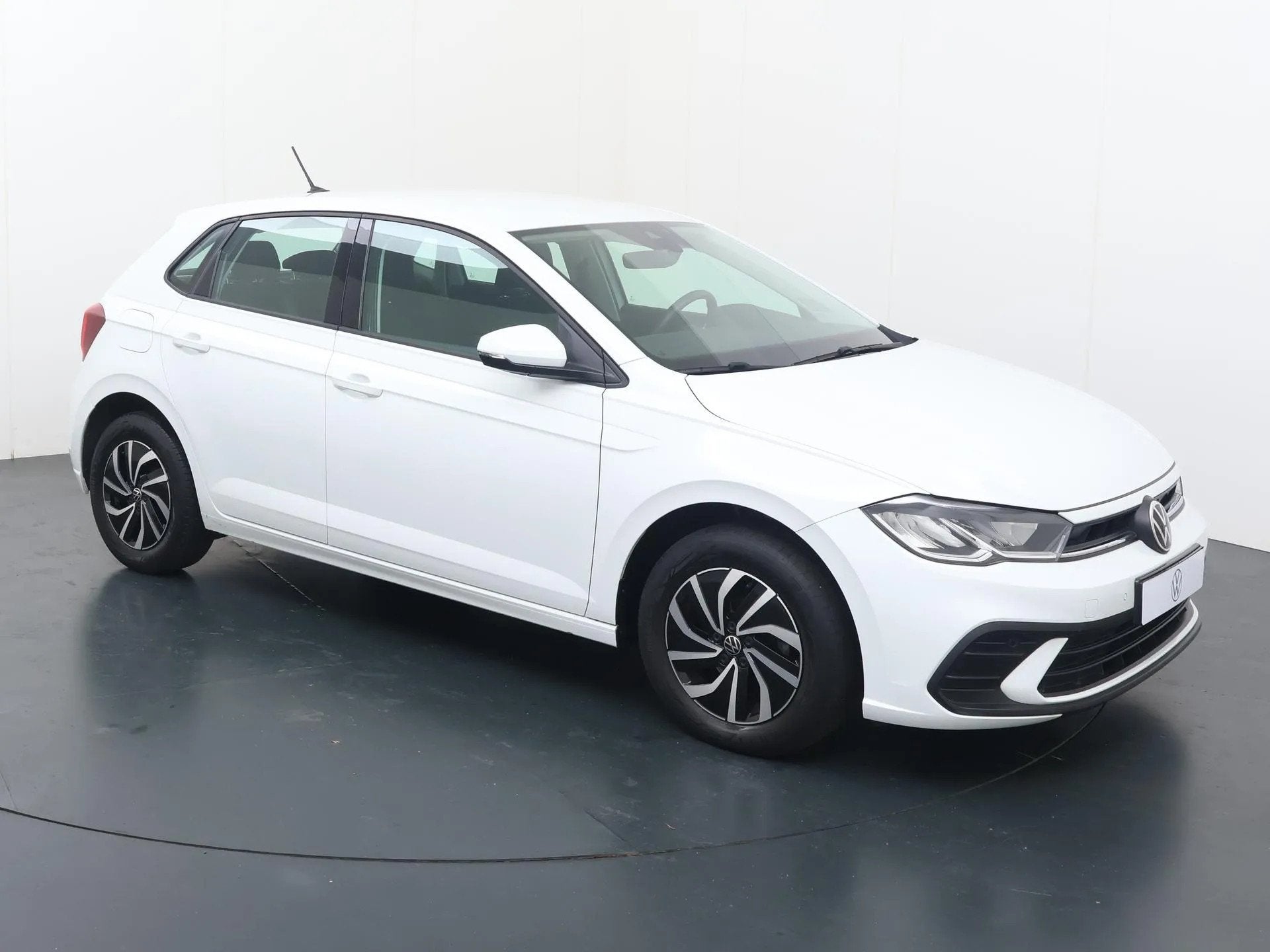 Volkswagen Polo 1.0 TSI Life (bj 2021), Private lease, LED verlichting, Gebruikt, 1072 kg