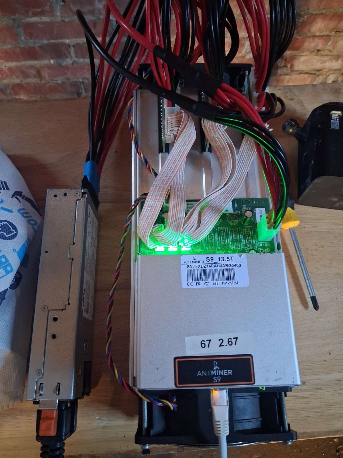 Antminer S9 Bitcoin Miner 13.5T - icm voeding, Ophalen of Verzenden