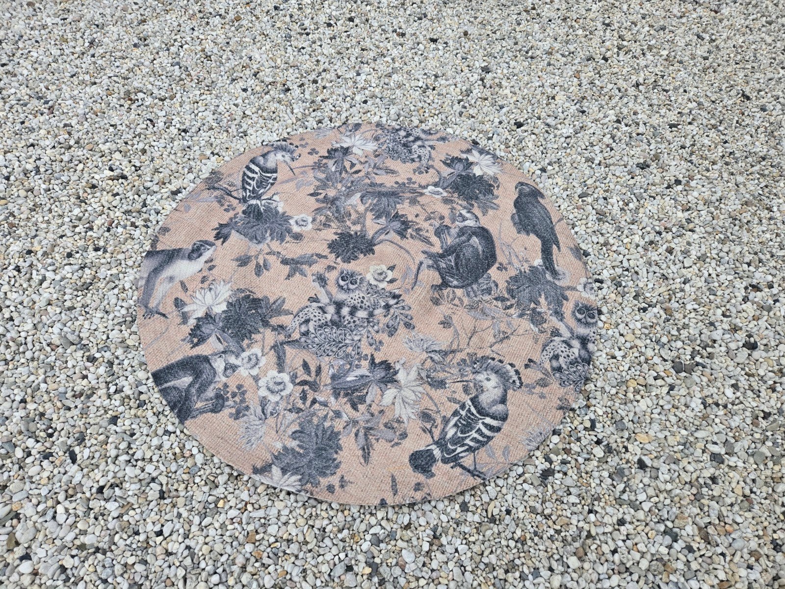 Rond kleed met dierenprint - Zo goed als nieuw, Ophalen, Beige, Rond, Zo goed als nieuw