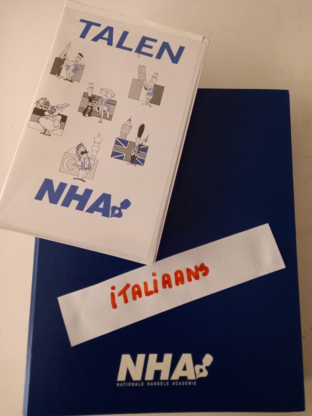 NHA Cursus Italiaans voor Gevorderden met Cassettes, NHA, Non-fictie, Ophalen of Verzenden, Zo goed als nieuw