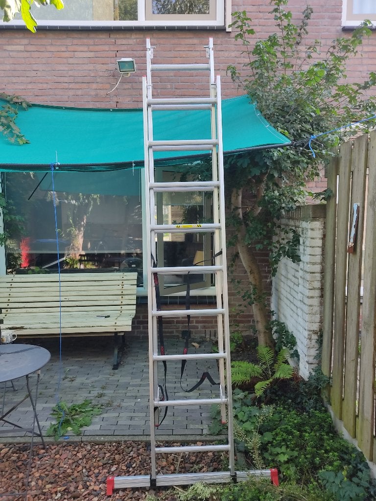 Ladder (altrex), Doe-het-zelf en Verbouw, Ophalen of Verzenden, Zo goed als nieuw, Ladder, 4 meter of meer