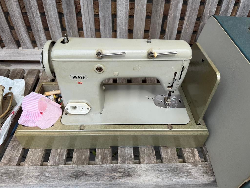 Naaimachine pfaff 260, Ophalen, Zo goed als nieuw, Naaimachine, Pfaff