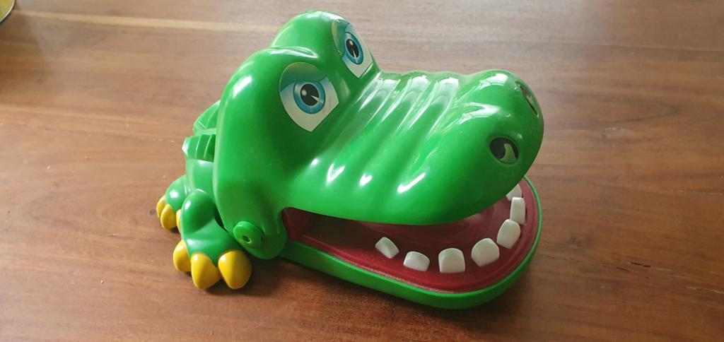 Krokodil met Kiespijn Spel - Hasbro, Ophalen of Verzenden, Gebruikt, Jongen of Meisje