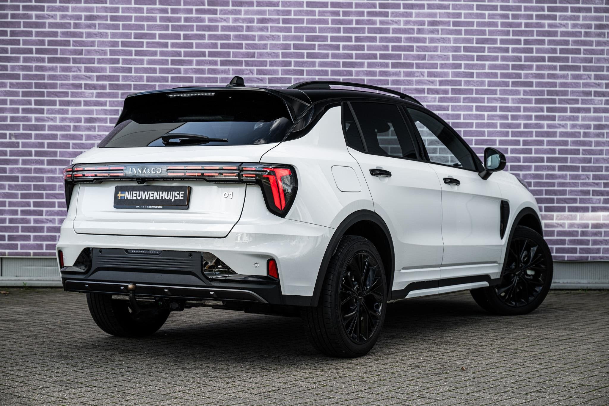Lynk & Co 01 1.5 Plug-in Hybrid More | PHEV | Trekhaak | Two, Auto's, 12 maanden, 4 cilinders, Wit, Bedrijf