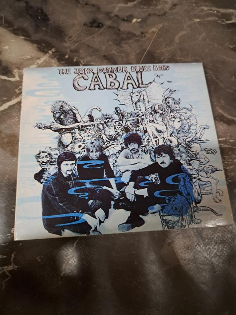 Cabal, Ophalen of Verzenden, Zo goed als nieuw