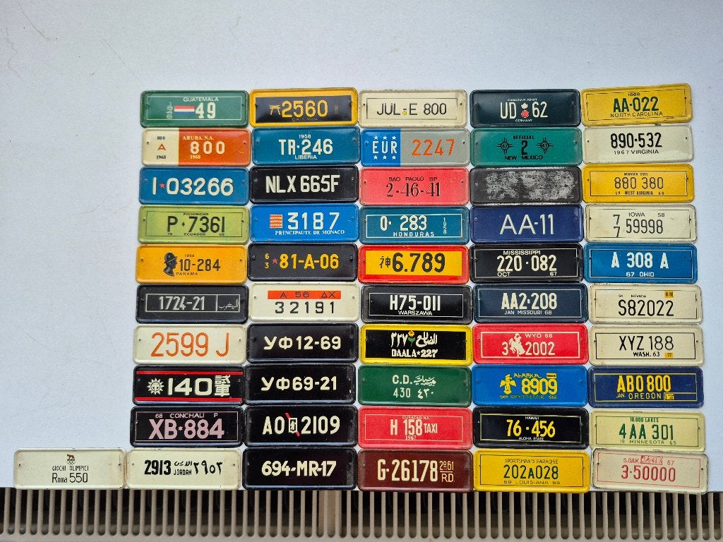 Auto kentekenplaatjes, Ophalen