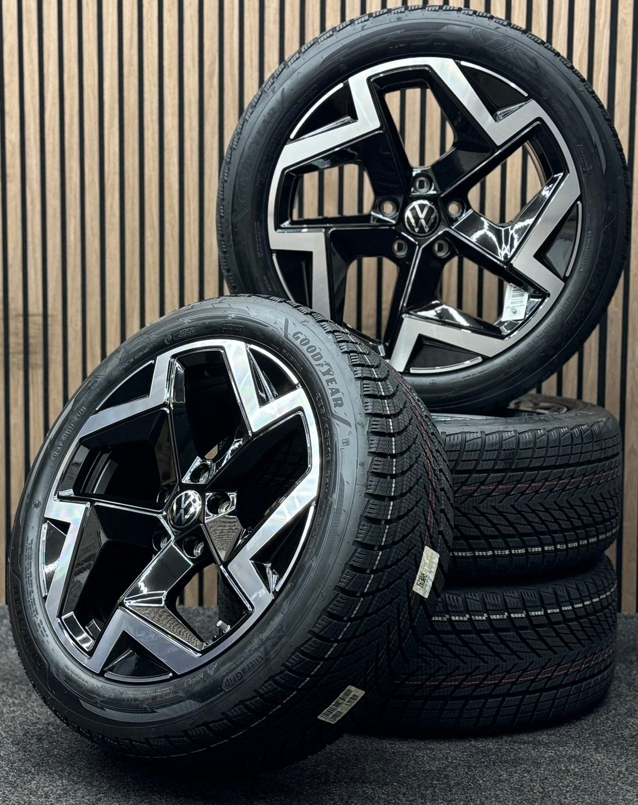 NIEUW! Originele 18 inch VW Passat Coventry 5x112 Goodyear, Auto-onderdelen, Banden en Velgen, Banden en Velgen, Winterbanden