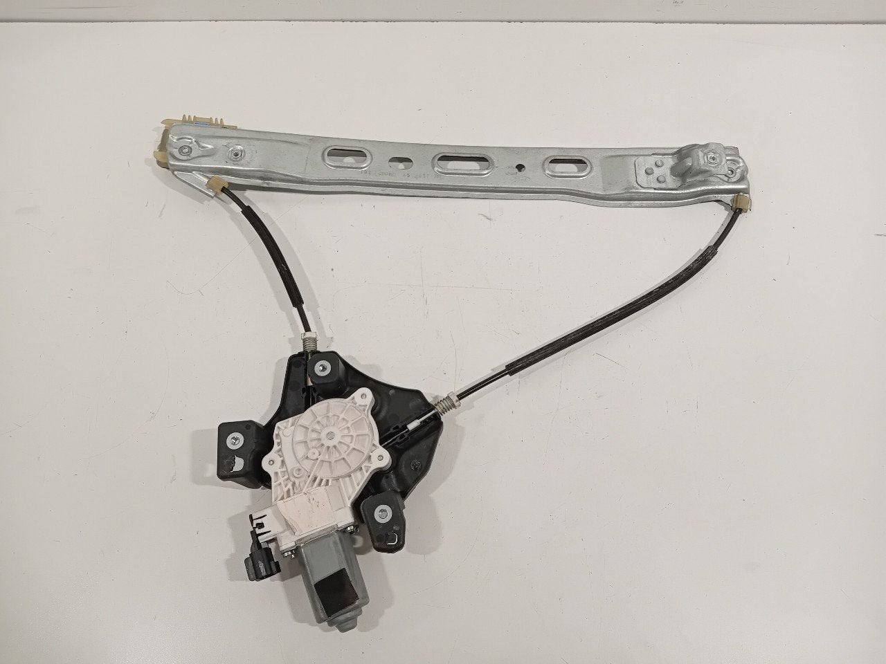 Raammechaniek elektrisch rechts voor Ford Transit Connect, Onderdelen@venauto.nl, Van der Ven Autorecycling B.V., Gebruikt, Ettenseweg 76, 4706 PB Roosendaal, The Netherlands