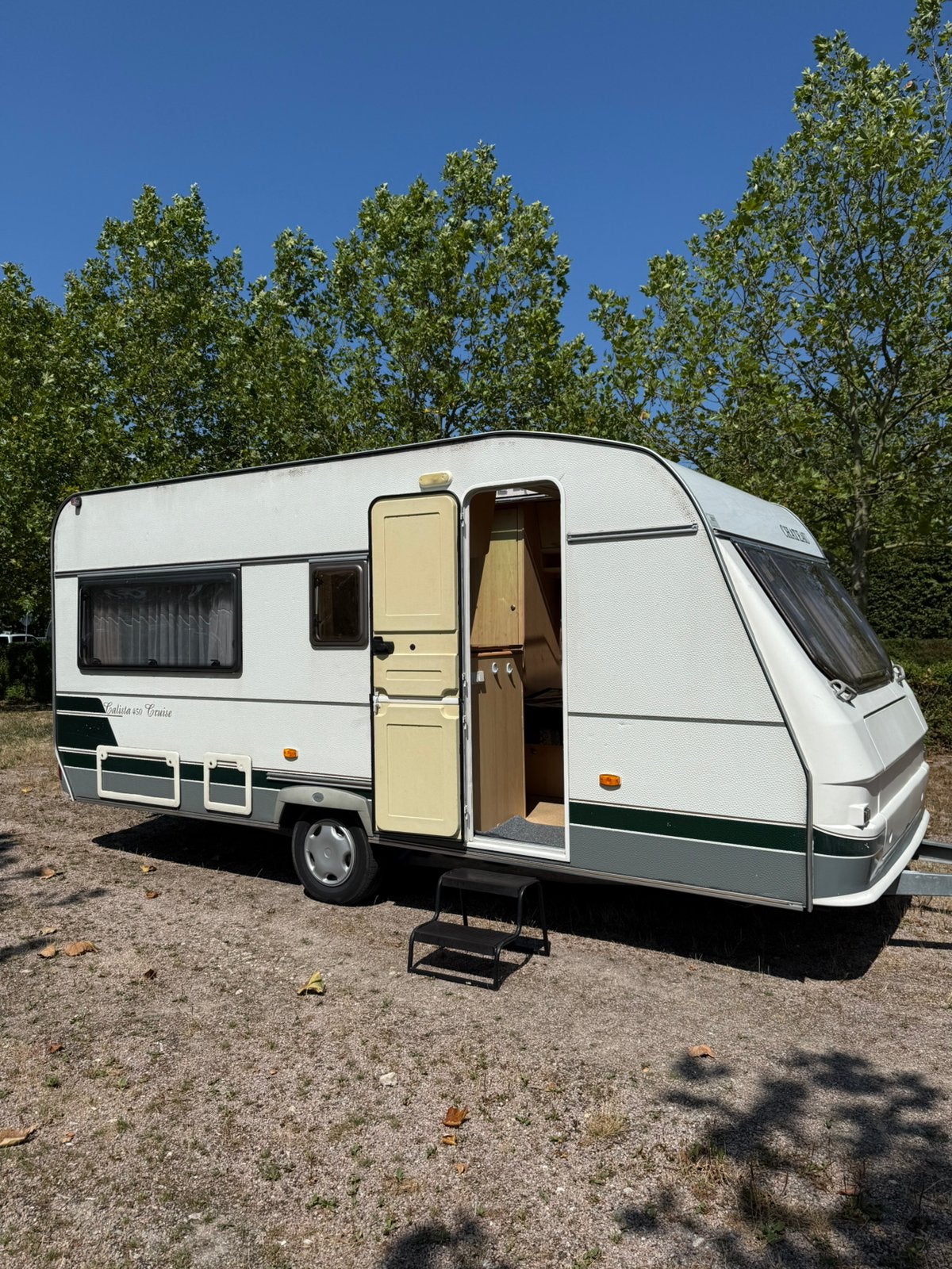 Chateau Calista 466C Fransbed Voortent Rondzit / Beurt 2025, Chateau, Rondzit, Dwarsbed, Particulier