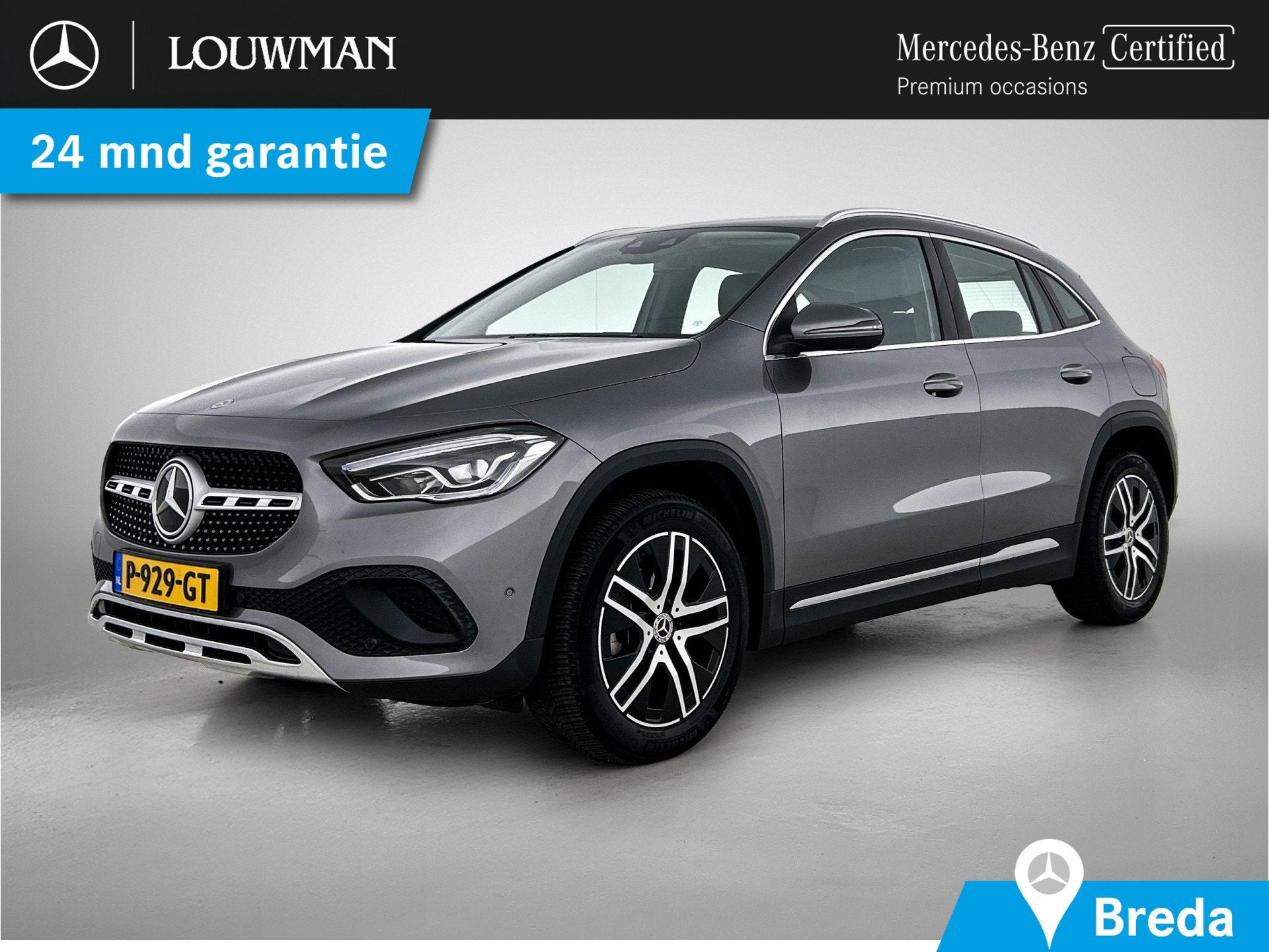 Mercedes-Benz GLA 180 | Trekhaak | Stoelverwarming | Apple C, 12 maanden, Gebruikt, 4 cilinders, Leder en Stof