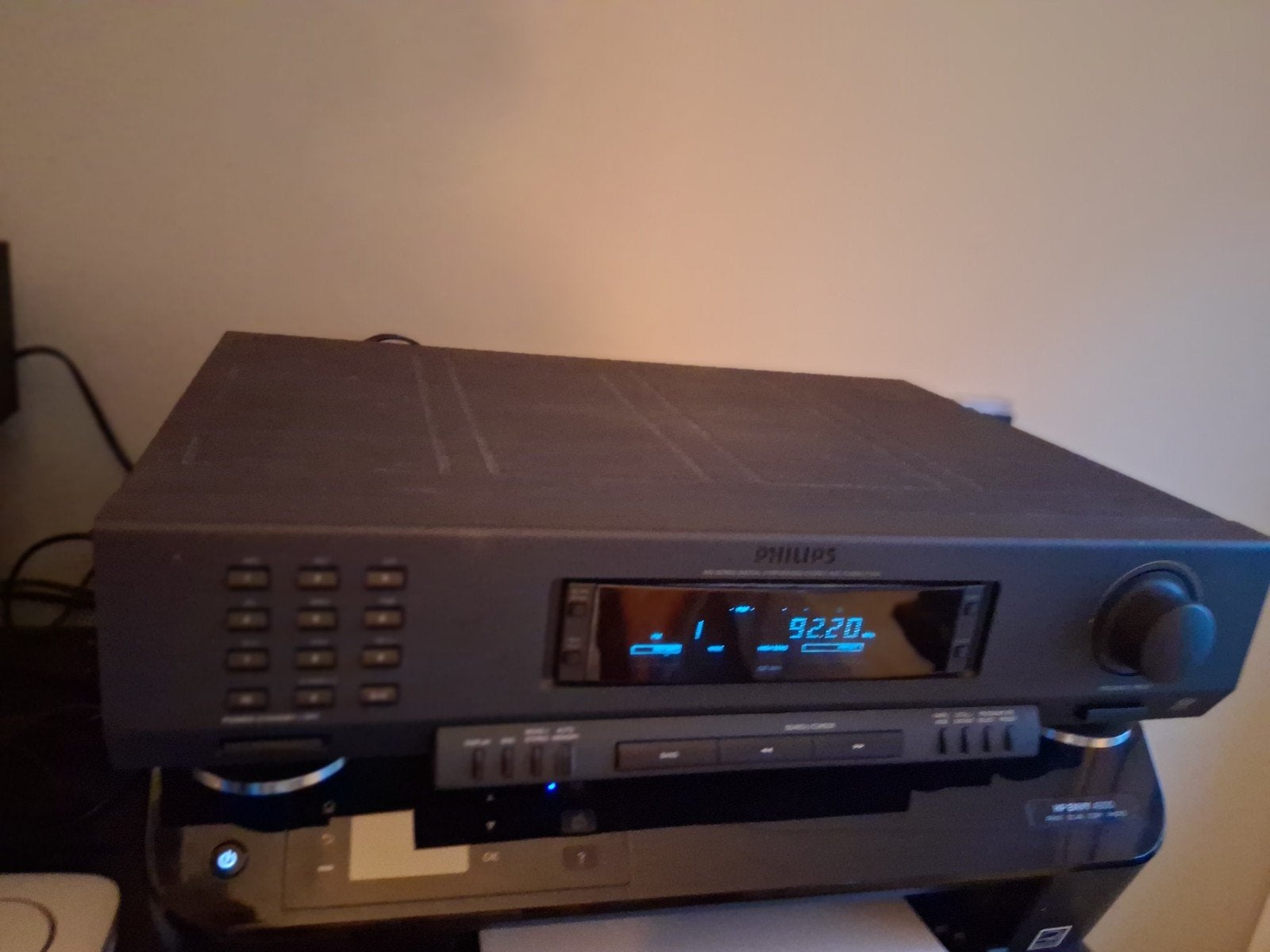 Philips FT930 Digitale Synthesizer Tuner Receiver, Ophalen of Verzenden, Gebruikt