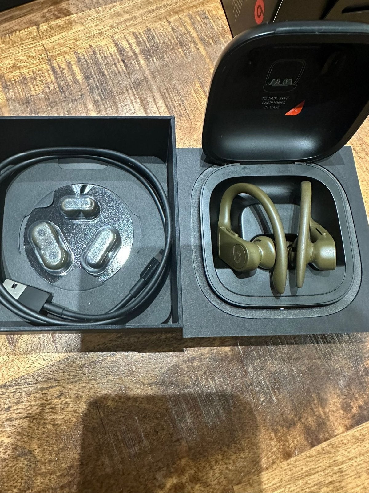 Powerbeats Pro - Zo goed als nieuw, Ophalen, Beats, Op oor (supra aural), Zo goed als nieuw