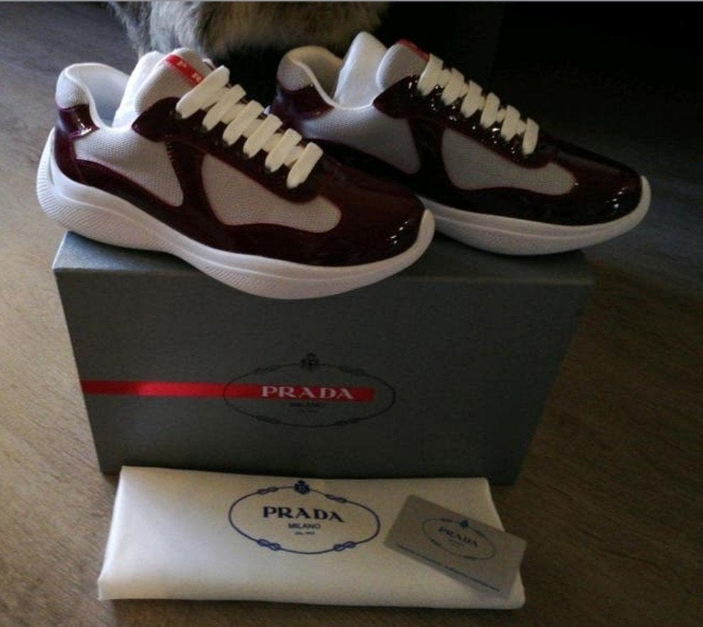 "Nieuwe"bordeaux rode Prada Cups maat 35(kinderen), Ophalen, Prada cups, Nieuw, Jongen of Meisje