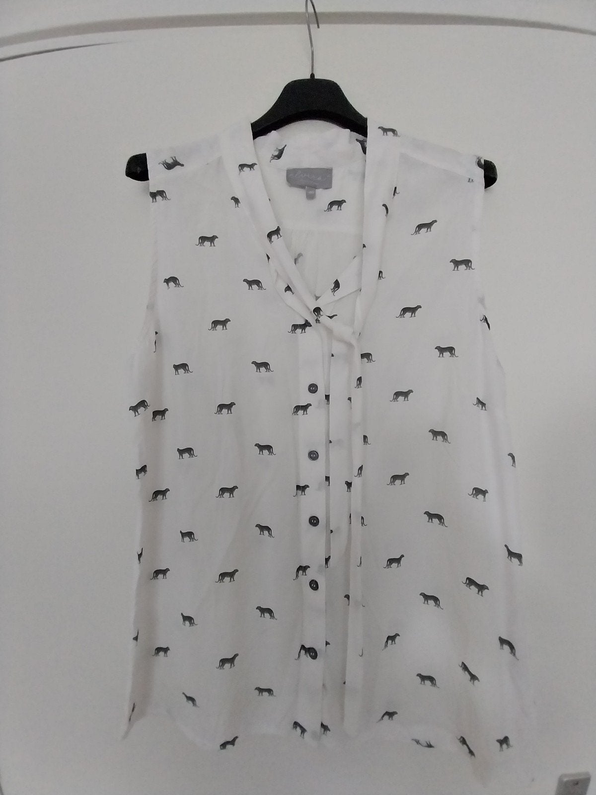 Elvira mouwloze blouse met panterprint, maat 40, Maat 38/40 (M), Wit, Ophalen of Verzenden, Zo goed als nieuw