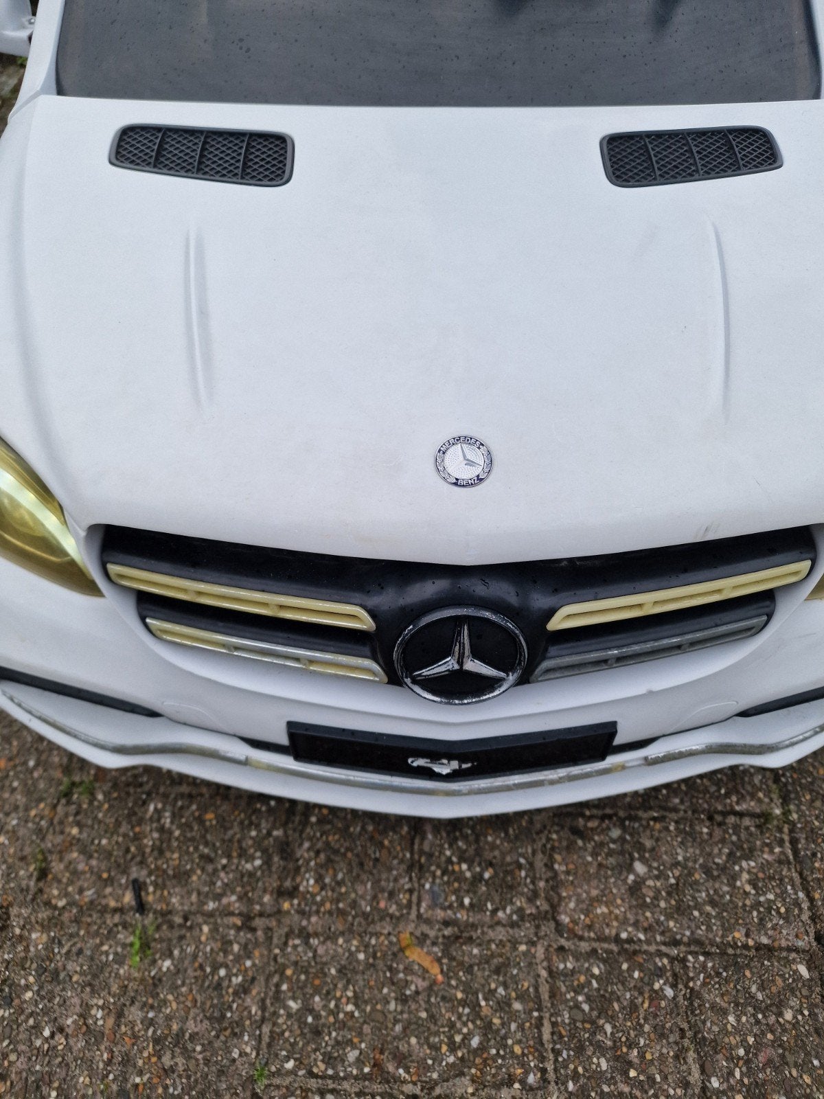 Mercedes Elektrische Kinderauto 12V - Zo goed als nieuw, Kinderen en Baby's, Speelgoed | Speelgoedvoertuigen, Ophalen of Verzenden